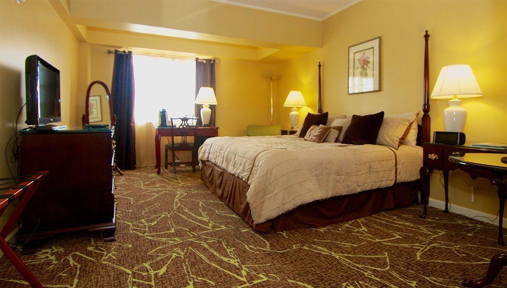 The Roslyn, Tapestry Collection By Hilton Hotel Ngoại thất bức ảnh