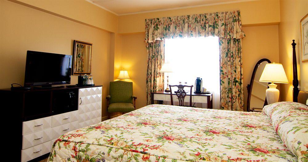 The Roslyn, Tapestry Collection By Hilton Hotel Ngoại thất bức ảnh