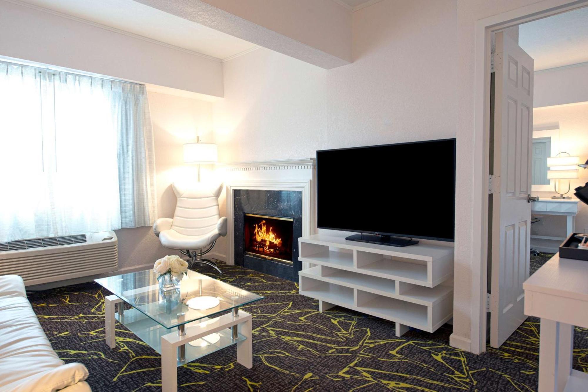 The Roslyn, Tapestry Collection By Hilton Hotel Ngoại thất bức ảnh