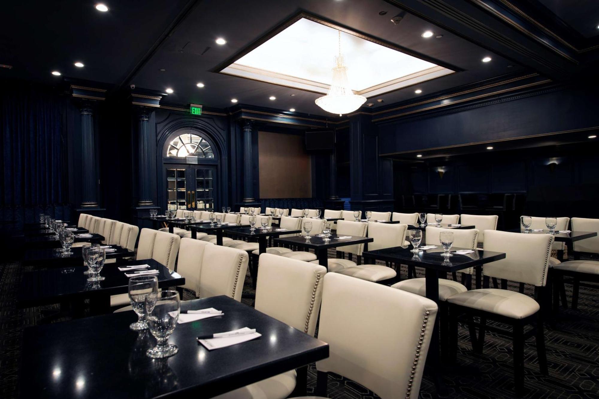 The Roslyn, Tapestry Collection By Hilton Hotel Ngoại thất bức ảnh